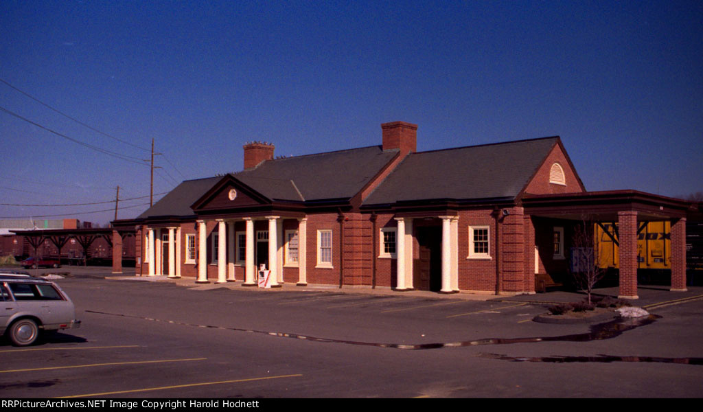 Former Southern RR passenger station now used by Amtrak